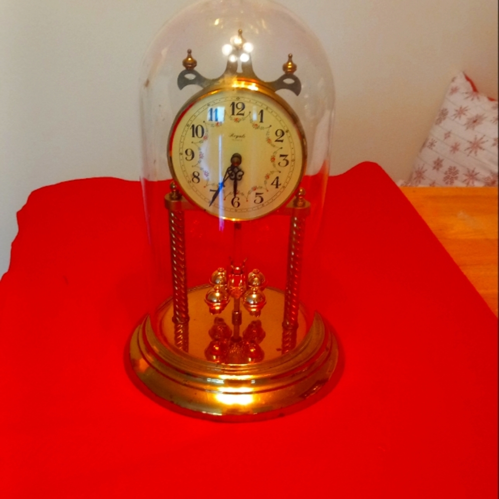 Royal clock